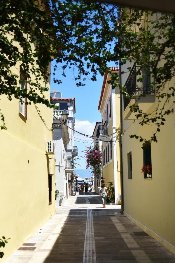 Margietta'S Suites Nafplio Ngoại thất bức ảnh